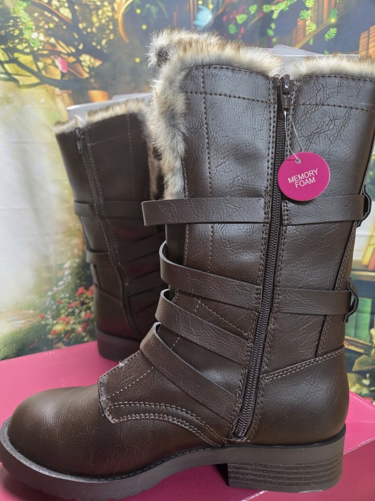 Womens Boots Kohls So Grass Size 8 Wrap Zipper Faux Fur Memory Foam Buckles Nib — image 4 of 8